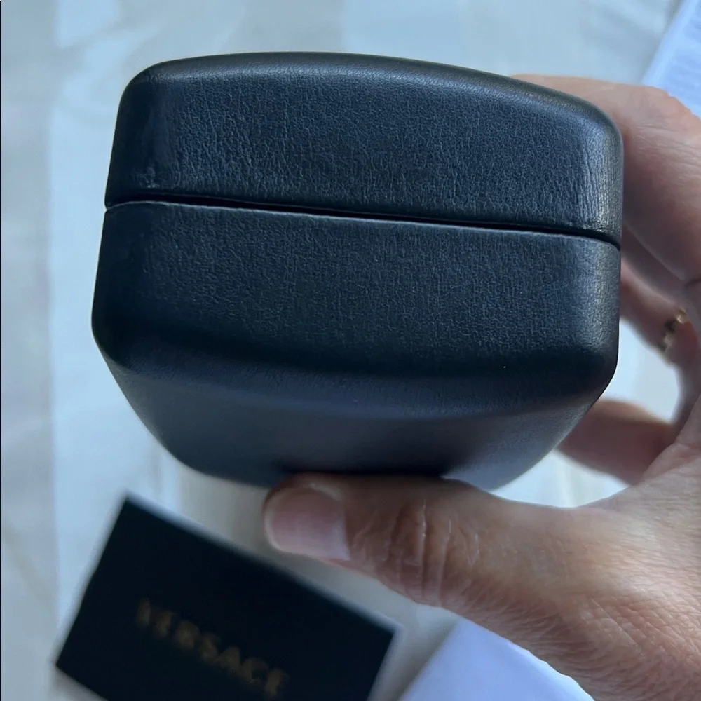 NWOT. Versace Black and Gold Sunglasses hard Case - Picture 5 of 8